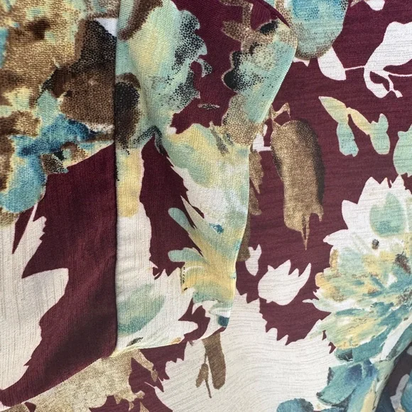 Floral V-Neck Women's Top sz 3x - Picture 3 of 4